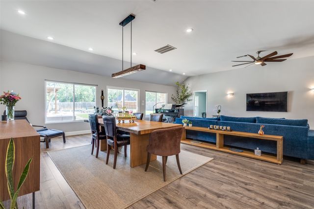 2502 Hillside Court, Southlake, TX 76092