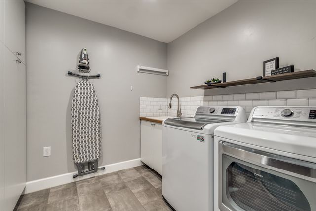 2502 Hillside Court, Southlake, TX 76092