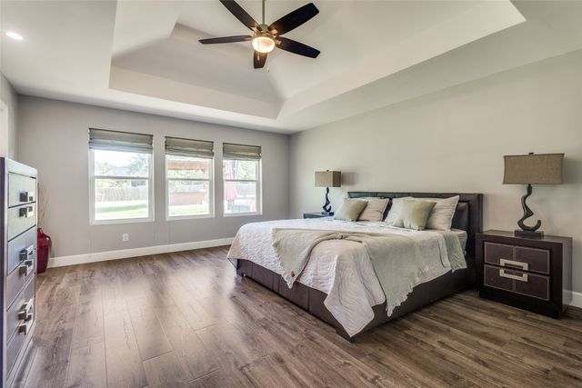 2502 Hillside Court, Southlake, TX 76092