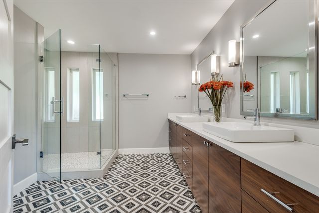 2502 Hillside Court, Southlake, TX 76092