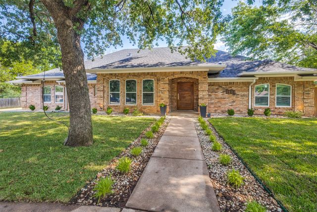 2502 Hillside Court, Southlake, TX 76092