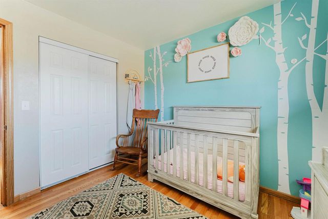 1425 W 3RD AVENUE, Oshkosh, WI 54902