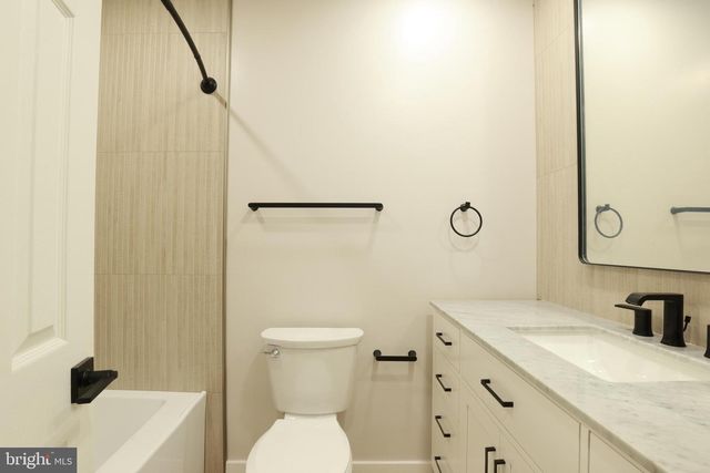 1625 MONTELLO AVE NE, Washington, DC 20002