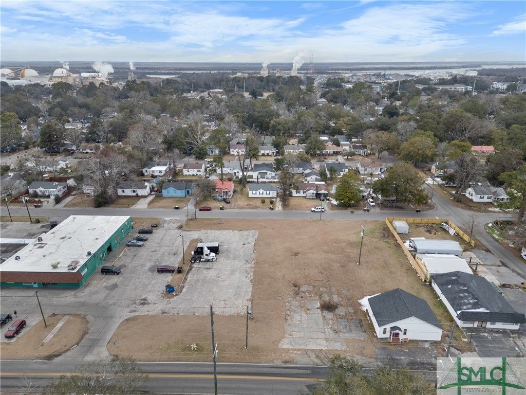 Image 5 of property listing at 284 Pennsylvania Avenue, Savannah, GA 31404