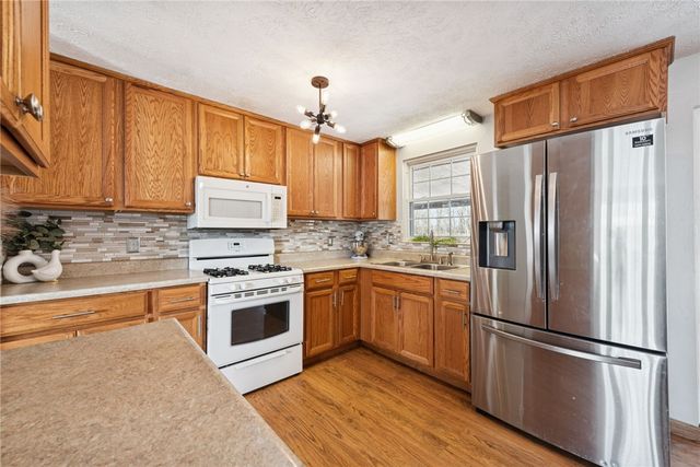 3089 Countryside, Shaler, PA 15101