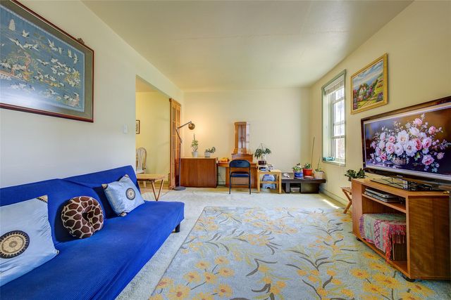 143-25 84 Drive 2G, Jamaica, NY 11435