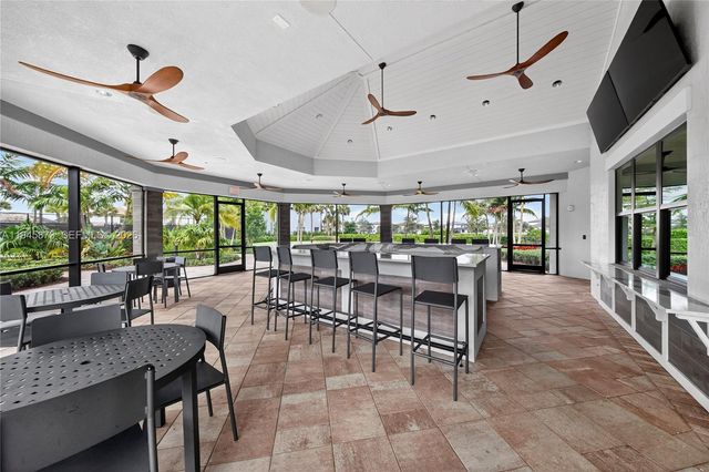 4409 W Appleton Cir W, Oakland Park, FL 33309