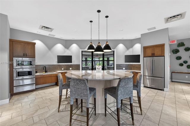 4409 W Appleton Cir W, Oakland Park, FL 33309