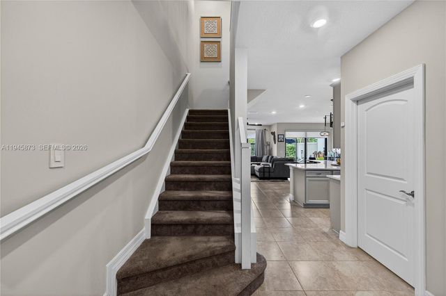 4409 W Appleton Cir W, Oakland Park, FL 33309