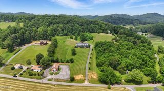 4296 Bloomingdale Road, Kingsport, TN 37660
