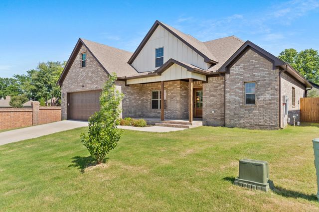 3590 Sylvia Springs Drive, Conway, AR 72034