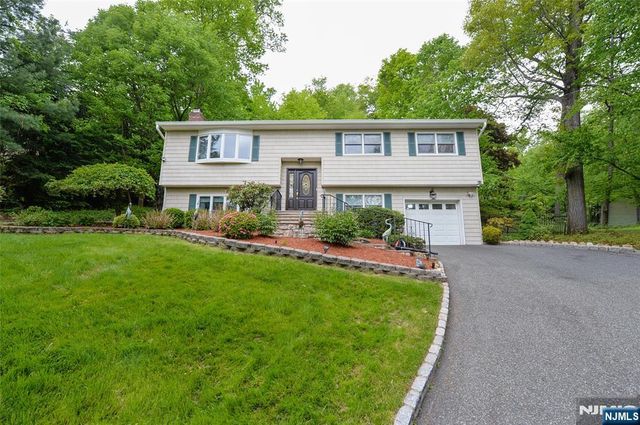 630 Van Emburgh Avenue, Twp Of Washington, NJ 07676