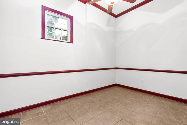 1001 FEATHERSTON CT, Fredericksburg, VA 22401