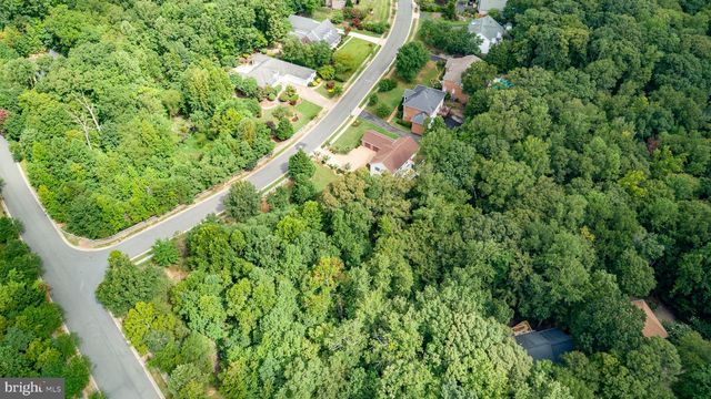 1001 FEATHERSTON CT, Fredericksburg, VA 22401