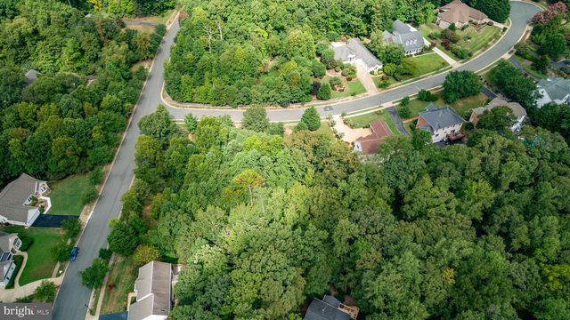 1001 FEATHERSTON CT, Fredericksburg, VA 22401