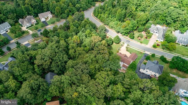 1001 FEATHERSTON CT, Fredericksburg, VA 22401