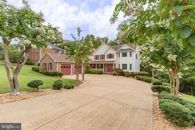 1001 FEATHERSTON CT, Fredericksburg, VA 22401