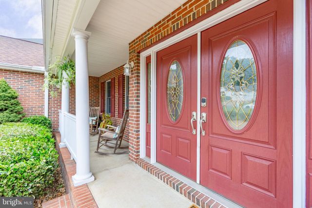 1001 FEATHERSTON CT, Fredericksburg, VA 22401
