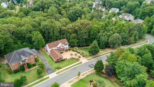 1001 FEATHERSTON CT, Fredericksburg, VA 22401