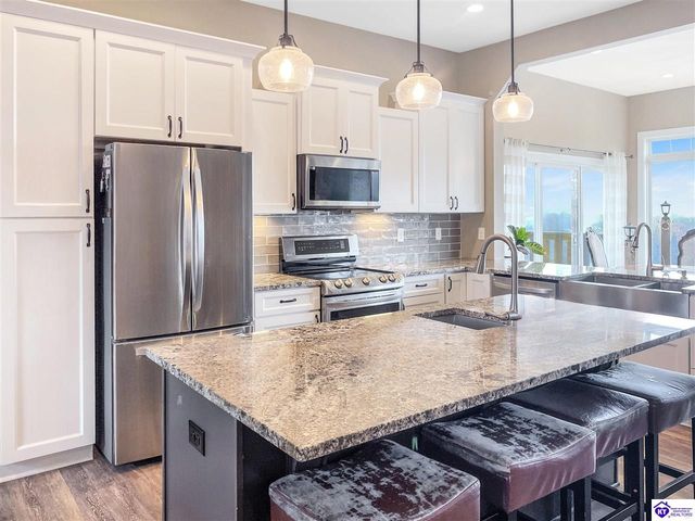 202 McMillian Loop, Elizabethtown, KY 42701