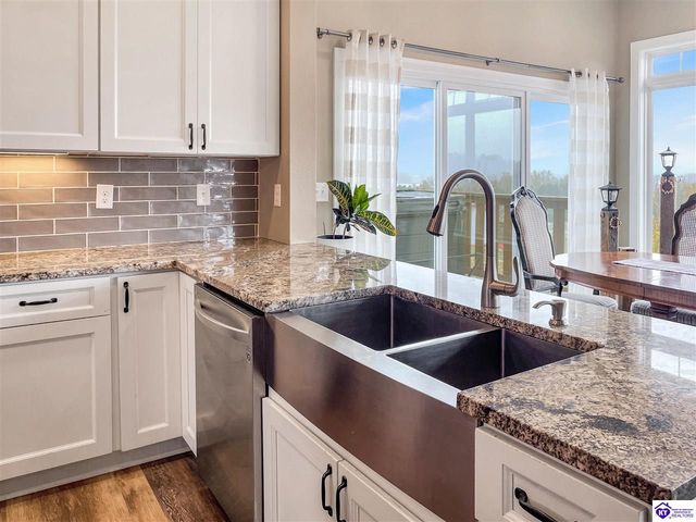 202 McMillian Loop, Elizabethtown, KY 42701