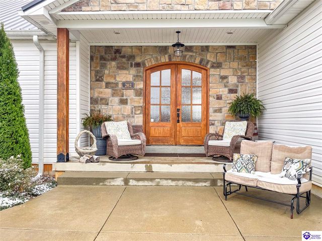 202 McMillian Loop, Elizabethtown, KY 42701