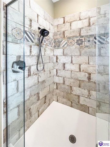 202 McMillian Loop, Elizabethtown, KY 42701