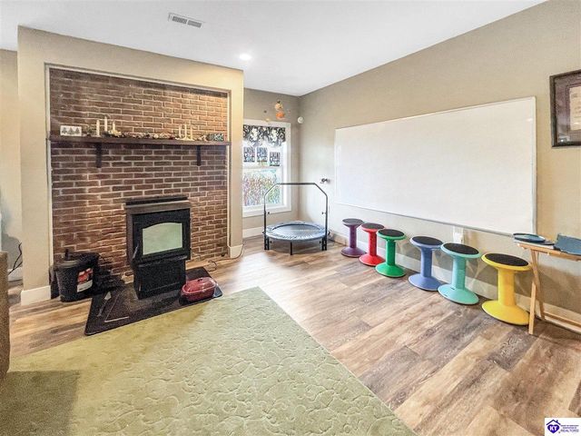 202 McMillian Loop, Elizabethtown, KY 42701