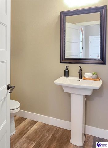 202 McMillian Loop, Elizabethtown, KY 42701