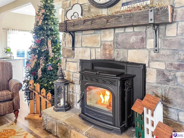 202 McMillian Loop, Elizabethtown, KY 42701