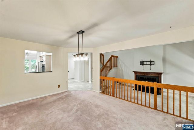5 Wedgewood Drive, Woodland Park, NJ 07424