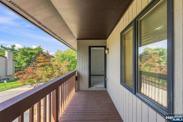 5 Wedgewood Drive, Woodland Park, NJ 07424