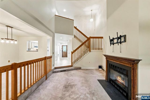 5 Wedgewood Drive, Woodland Park, NJ 07424