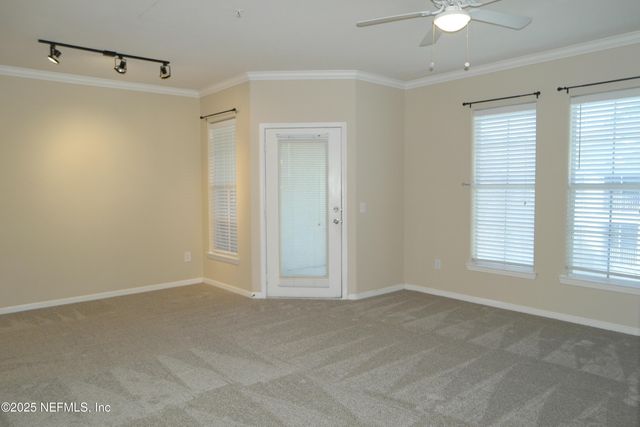 8290 GATE Parkway W 218, Jacksonville, FL 32216