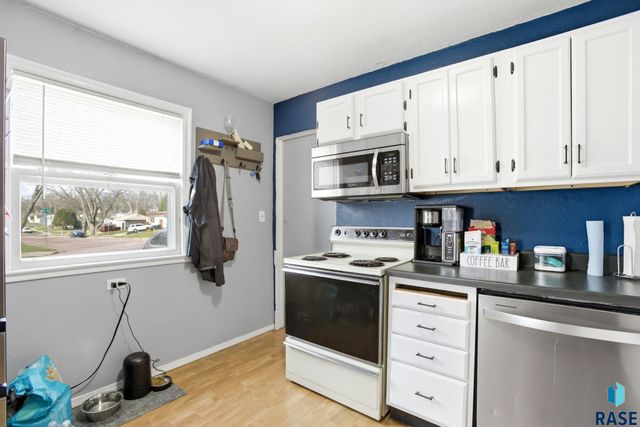 2917 E 18th St Street, Sioux Falls, SD 57103