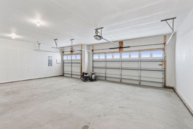 224 9th Ave Court NW, Lonsdale, MN 55046