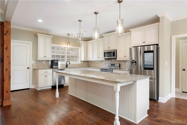 14155 Paul Howell, Northport, AL 35475