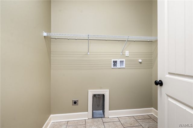 14155 Paul Howell, Northport, AL 35475