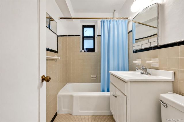 139-15 28th Road 1F, Flushing, NY 11354