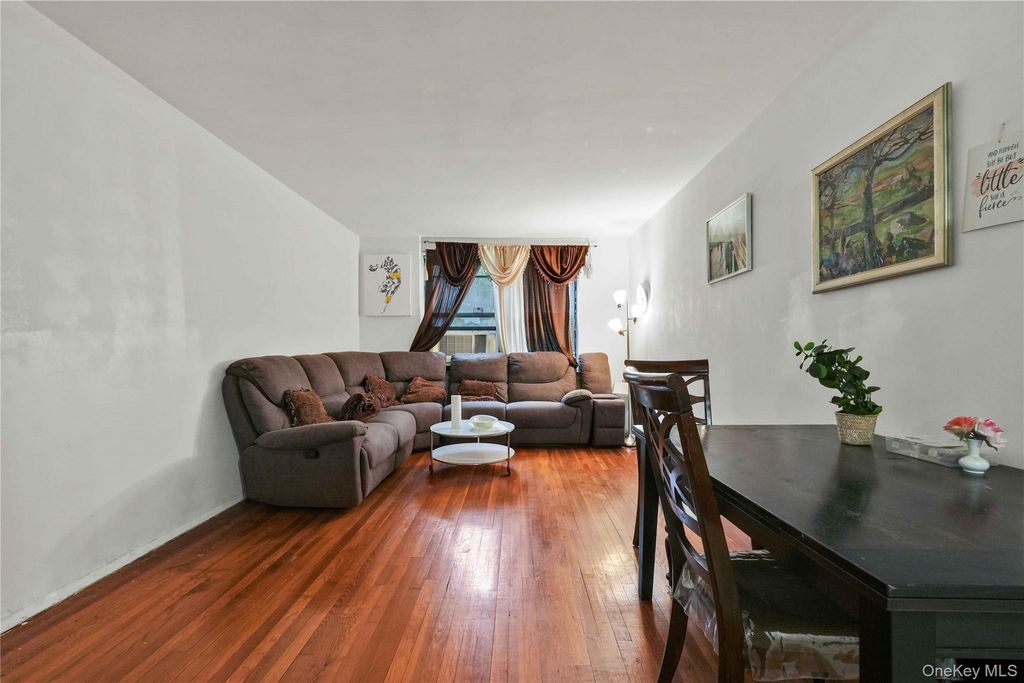 139-15 28th Road 1F, Flushing, NY 11354