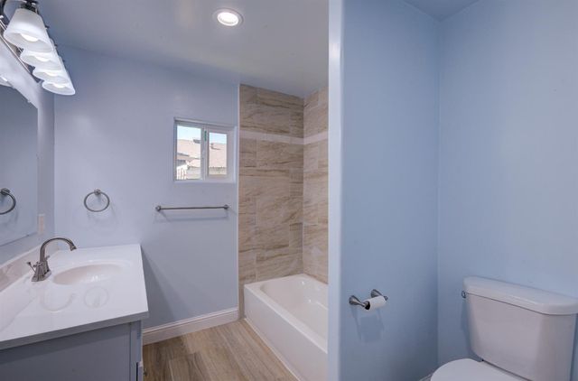 1217 Mehlert Street, Kingsburg, CA 93631