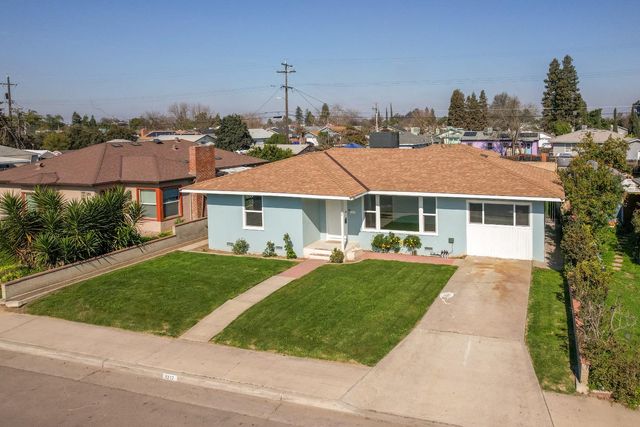 1217 Mehlert Street, Kingsburg, CA 93631