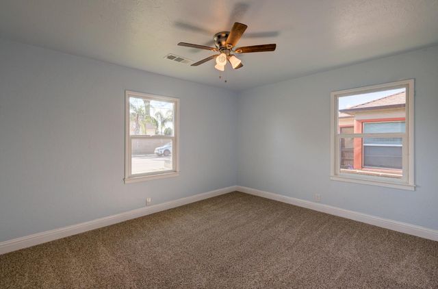 1217 Mehlert Street, Kingsburg, CA 93631