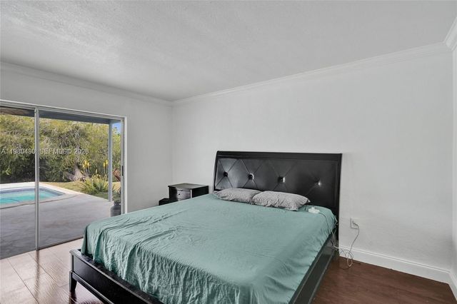 8699 NW 26th Pl, Sunrise, FL 33322