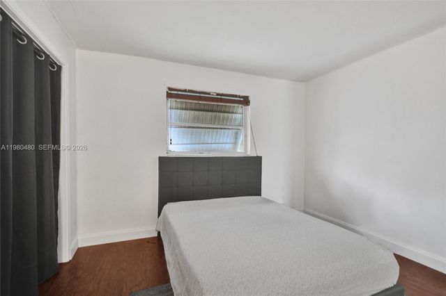 8699 NW 26th Pl, Sunrise, FL 33322