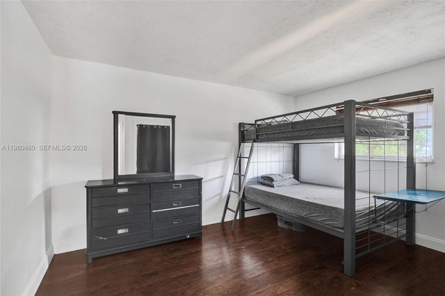 8699 NW 26th Pl, Sunrise, FL 33322