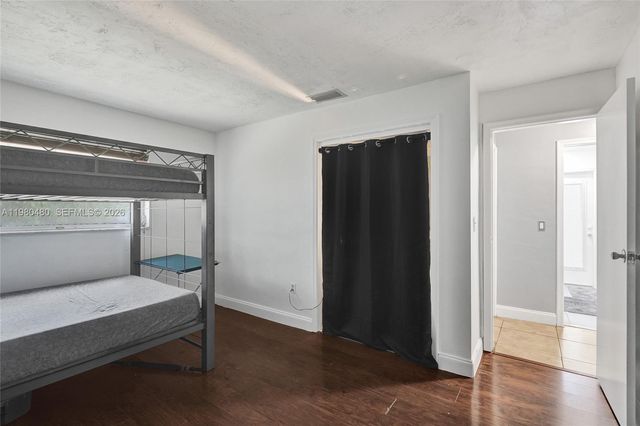 8699 NW 26th Pl, Sunrise, FL 33322