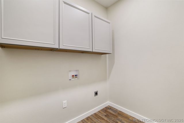 453 W 2nd Street, Silo, OK 74701