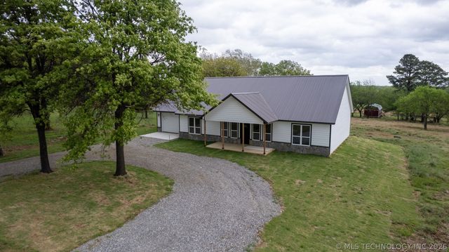 453 W 2nd Street, Silo, OK 74701