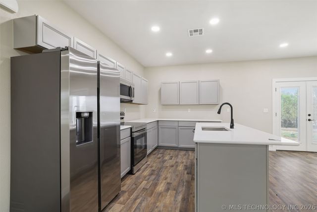 453 W 2nd Street, Silo, OK 74701